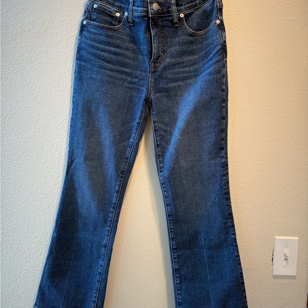 Women's Madewell Mid-Rise Kick-Out Crop Jeans